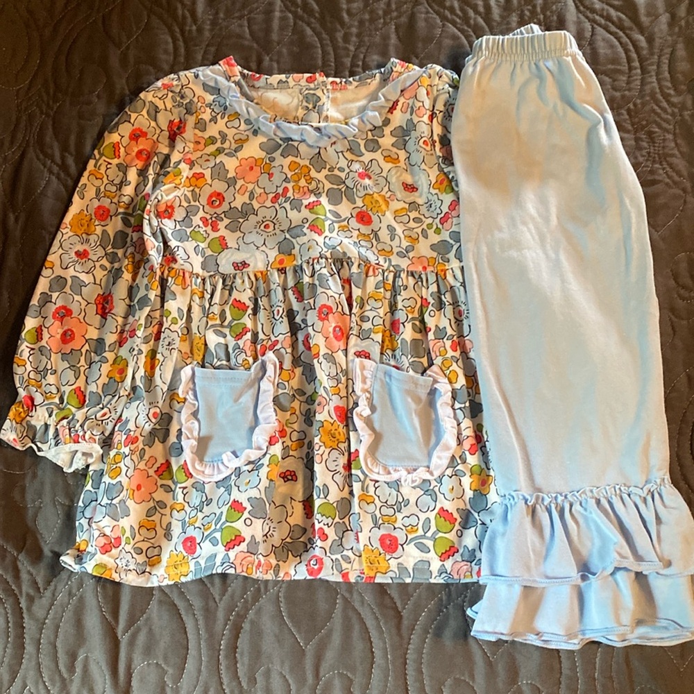Boutique brand girls size 3 set